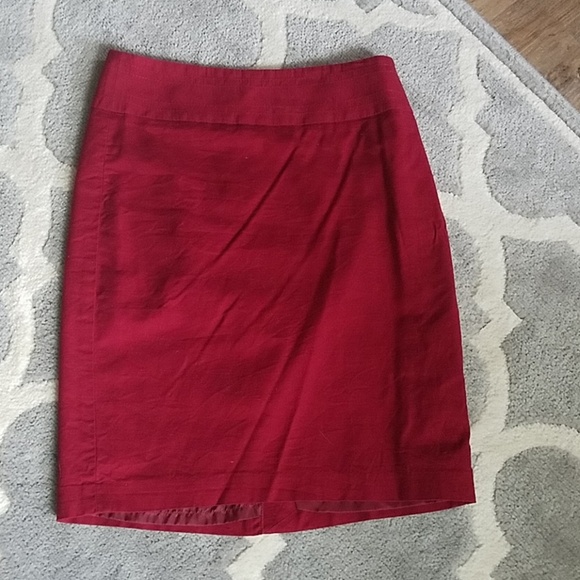 The limited cranberry pencil skirt size 0 - Picture 1 of 5